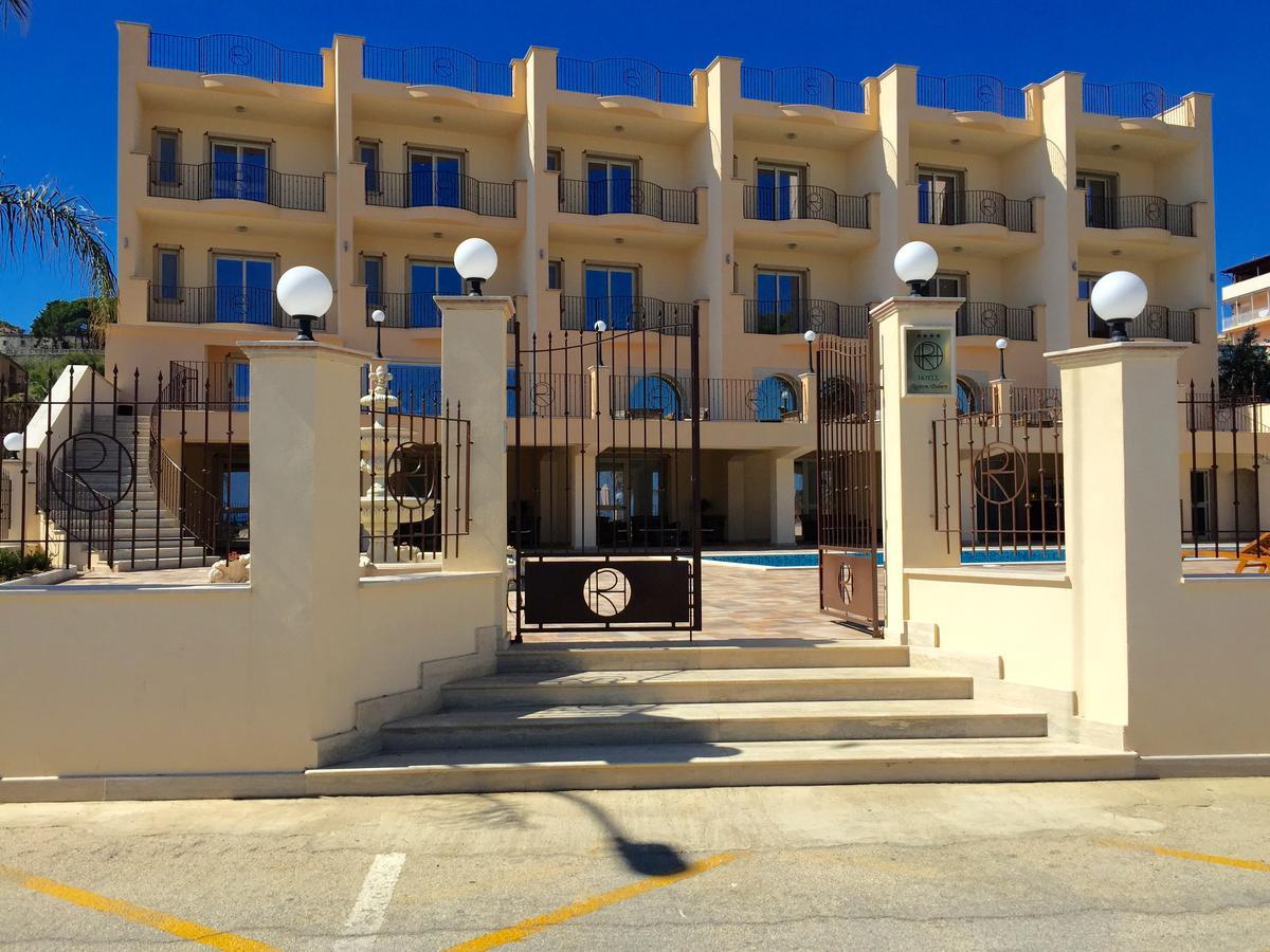 Riviera Palace 4*